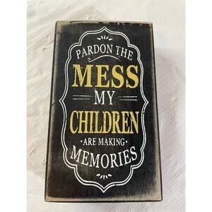 Mom Family Farmhouse Decor Distressed 6x3.5x2" GUC Wooden